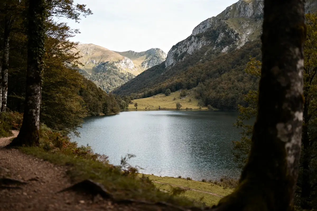 Le lac de Xoldokogaina ou d’Ibardin : randonnée et découverte